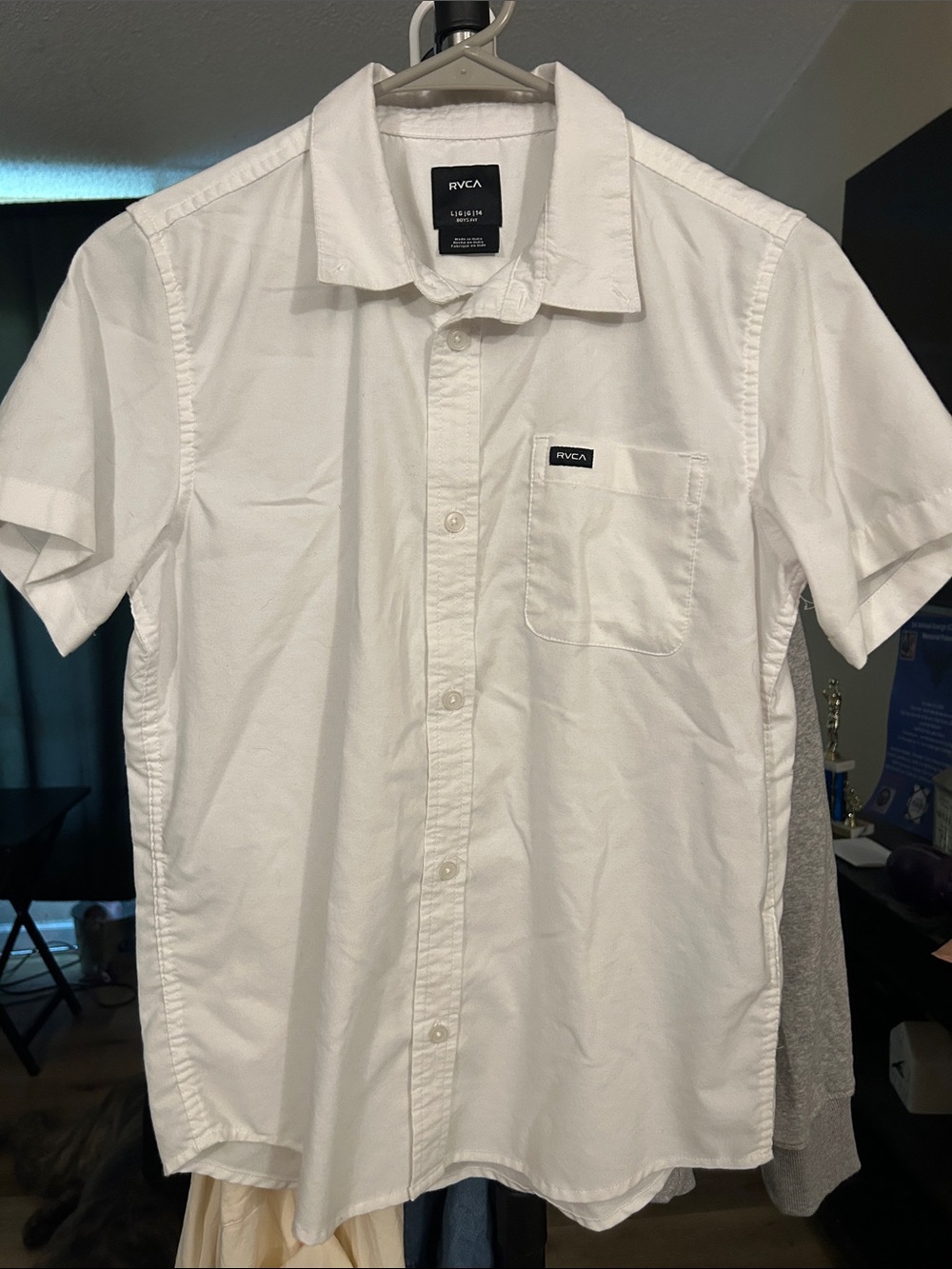 RVCA White Short-Sleeve Button-Down Shirt